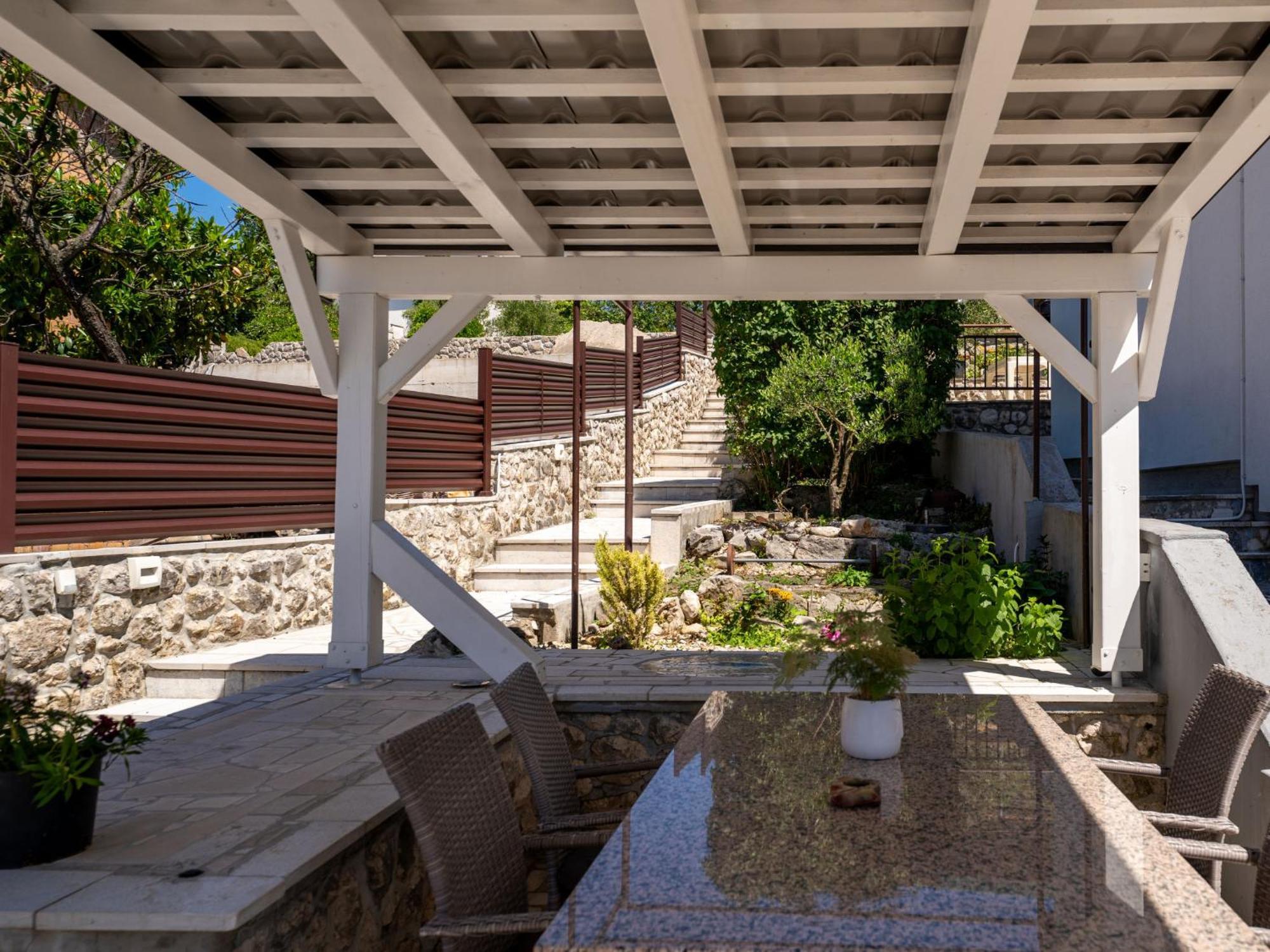 Apartment Albaneze By Interhome Нивице Экстерьер фото